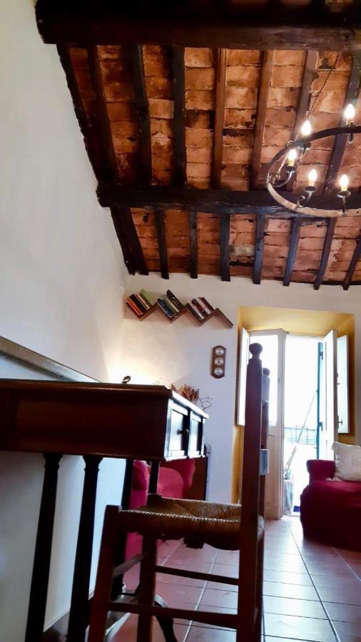 Апартаменти Borgo Vecchio Carbognano Екстер'єр фото