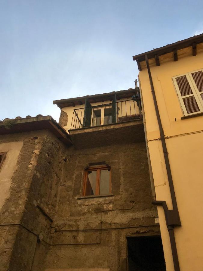 Апартаменти Borgo Vecchio Carbognano Екстер'єр фото
